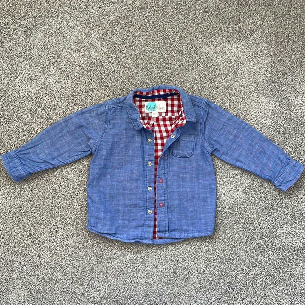 Baby Boden 6-12mo blue denim like button up